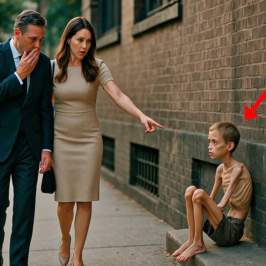 “Se parece a tu hijo desaparecido”, susurró mi prometida. Y lo que sucedió después dejó atónita a toda la calle